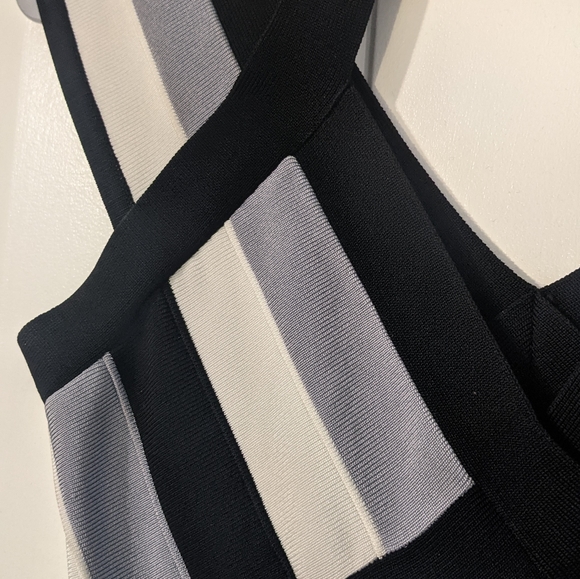 Le Chateau Cocktail dress - Picture 6 of 7